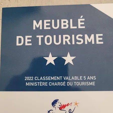 Des Grands Pres بيت للعطل *